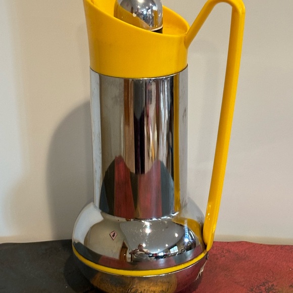 Vintage Studio Nova Japan Yellow Chrome Thermos Hot Cold  12" Tall - Picture 5 of 12